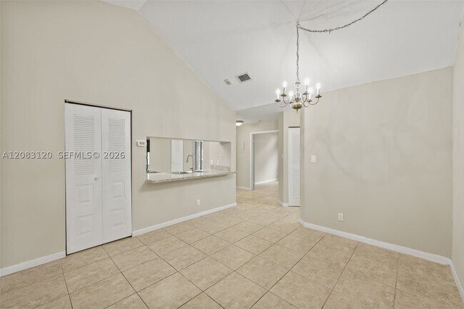 Building Photo - 1076 Coral Club Dr