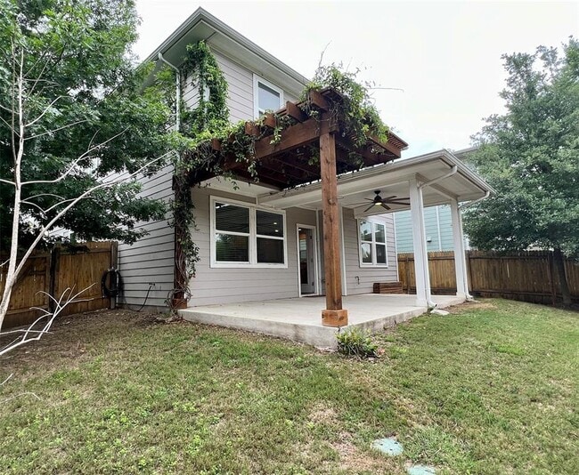 Building Photo - 7415 Wallach St