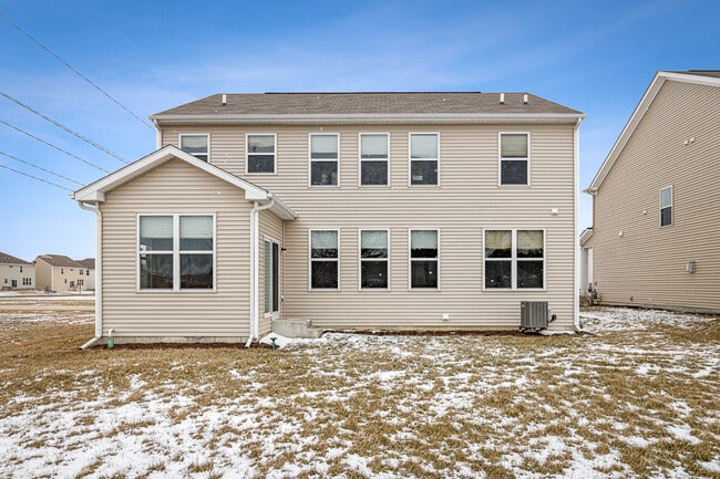 Building Photo - 3484 Birch Ln