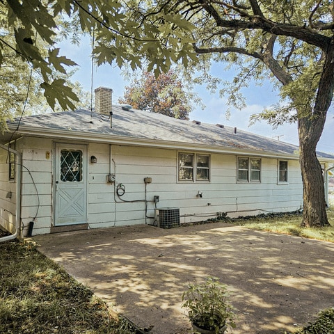 Building Photo - 2308 Sand Lake Rd