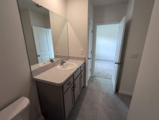 Building Photo - Fresh new build ~ 3 bed/ 2.5 bath Townhous...