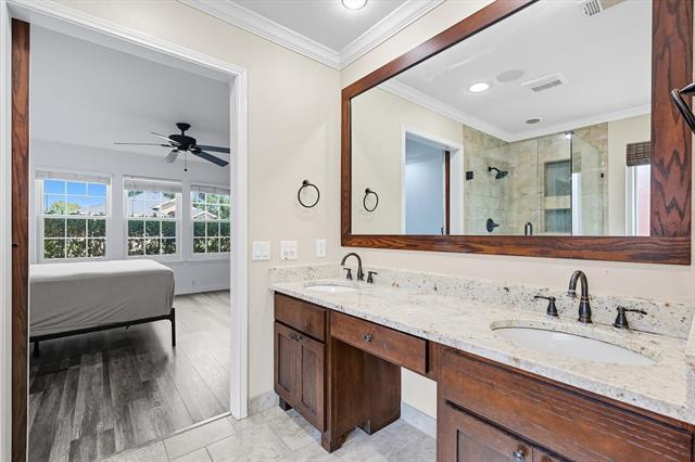 Building Photo - 3103 Creekwood Dr