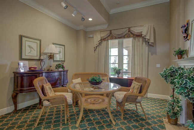 Building Photo - 520 Florida Club Blvd