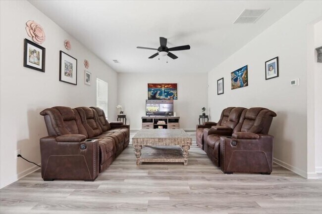 Building Photo - 3552 Arabian Farm Ln