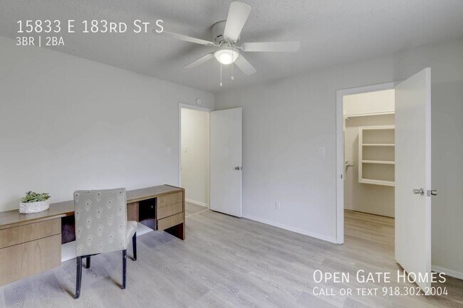 Building Photo - 15833 E 183rd St S