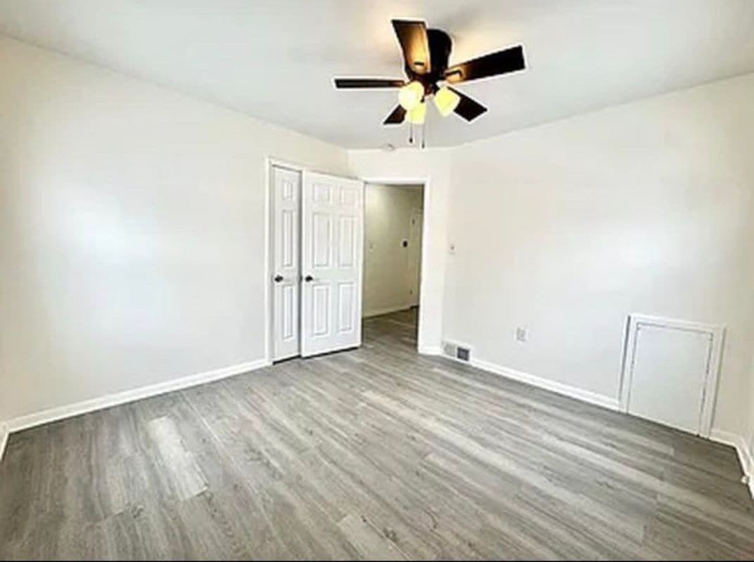 Building Photo - 21337 Audette St