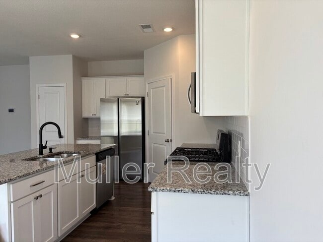 Building Photo - 138 Harbour Pointe Ln