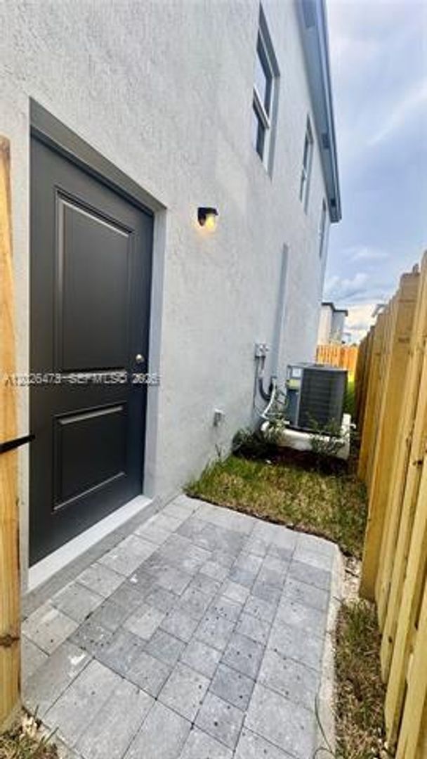 Building Photo - 19479 SW 340th St