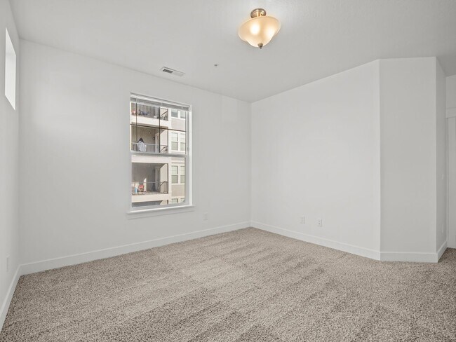 Building Photo - Beautiful home for rent in Saratoga Springs!