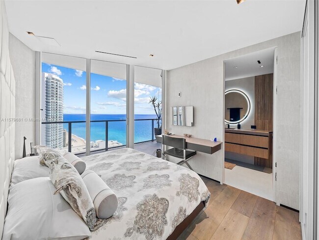 Building Photo - 3101 S Ocean Dr