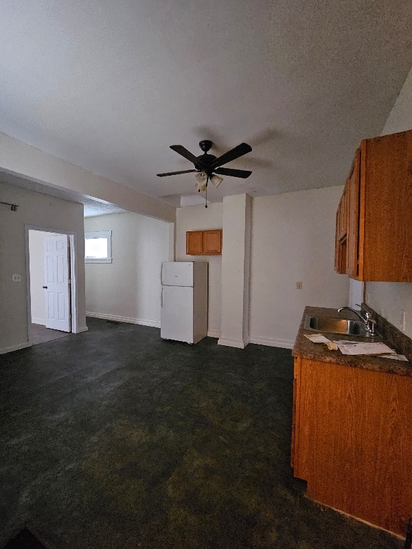 Building Photo - 2809 Glendora Ave