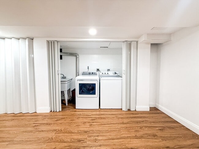 Building Photo - 16 Christy Ln