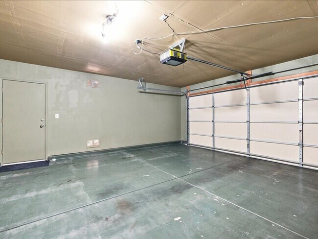 Building Photo - 3540 S Desert Echo Rd