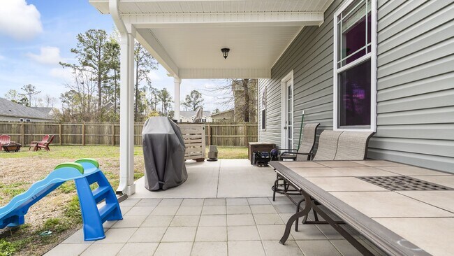 Building Photo - 4-Bedroom Hunter's Creek Gem
