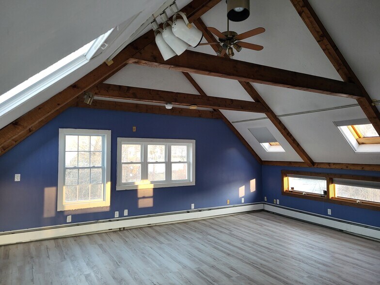 Building Photo - 112 Lafayette Rd