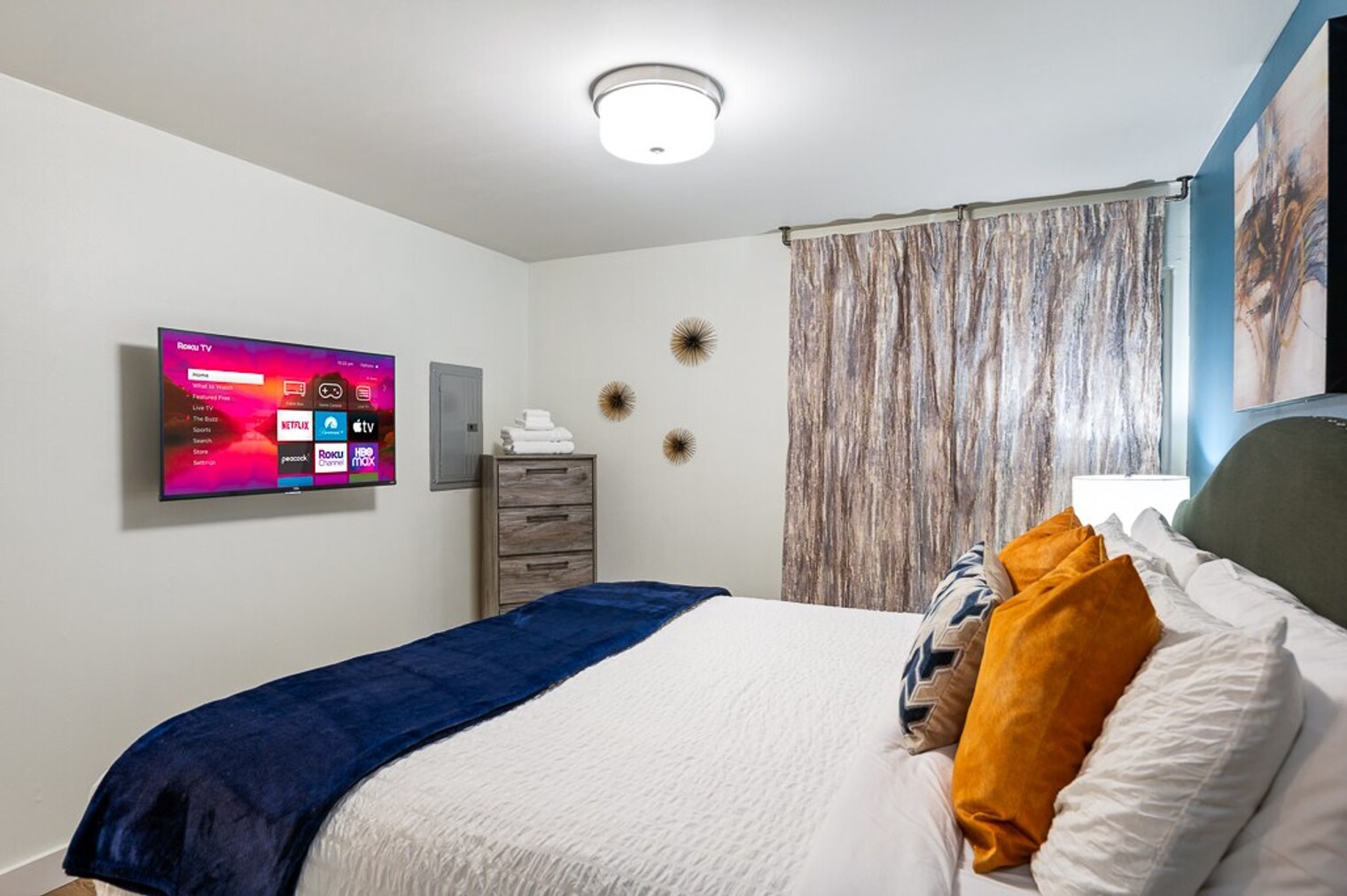 Building Photo - 540 104th Ave SE