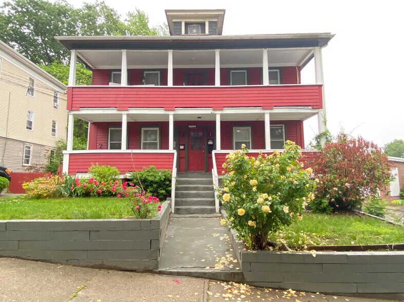 Building Photo - 604 Blackstone St