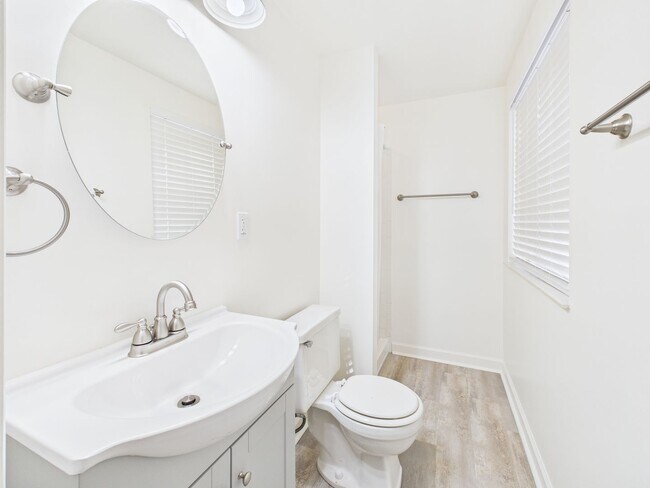 Building Photo - 13102 Morning Hill Ln