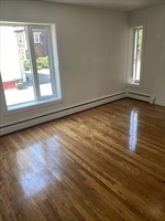 Building Photo - 518 Putnam Ave