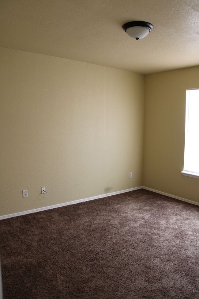 Building Photo - 8421 MERCURY