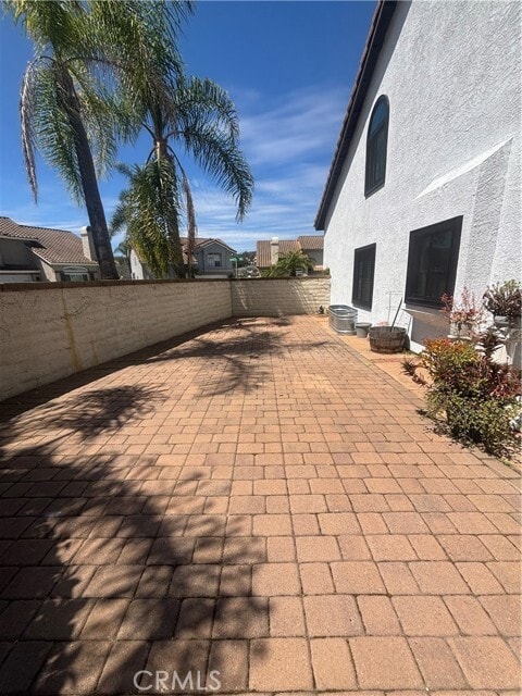 Building Photo - 5 Falcon Crest Ln