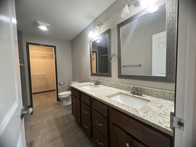 Building Photo - 6305 Saulk Trail