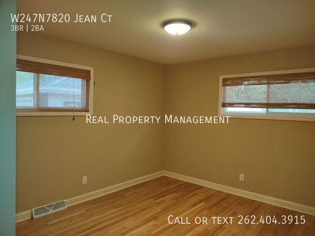 Building Photo - W247N7820 Jean Ct