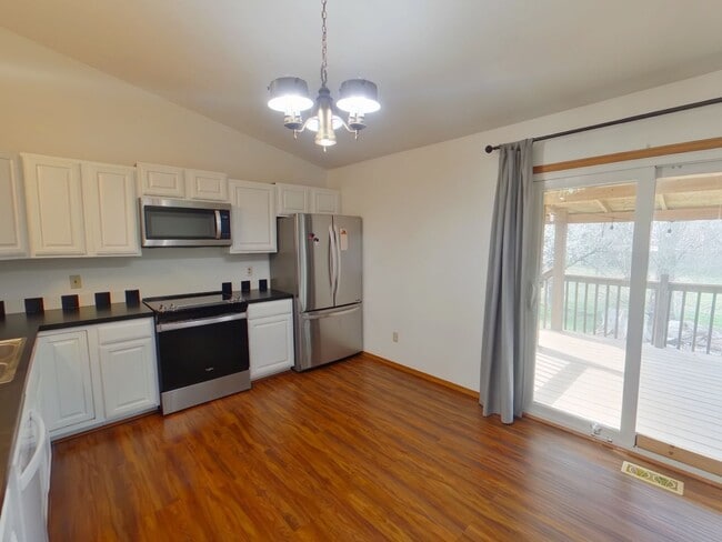 Building Photo - 1703 S Brandon St