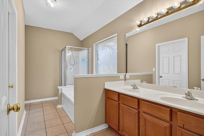 Building Photo - 5933 Brightwood Dr