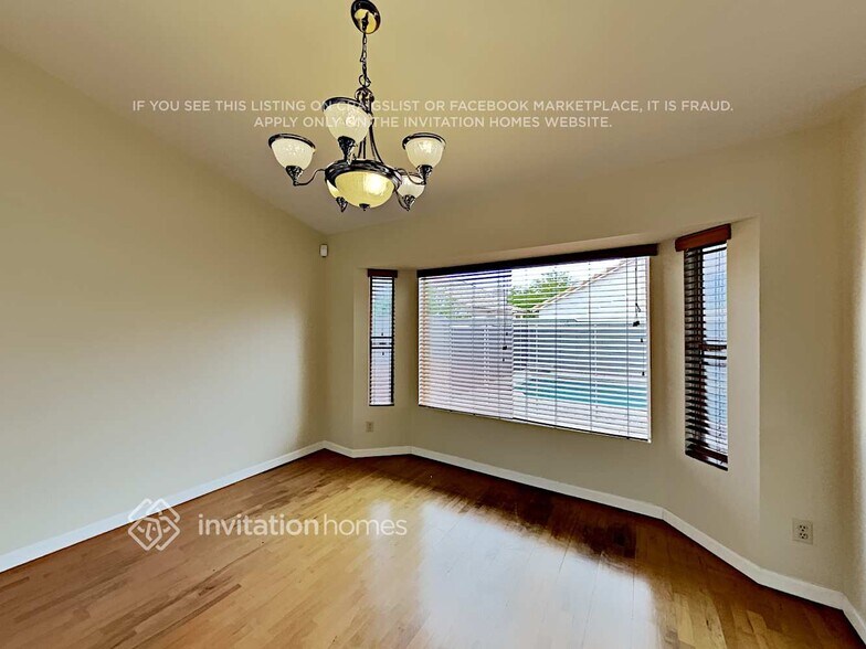 Building Photo - 1961 E Rosemonte Dr