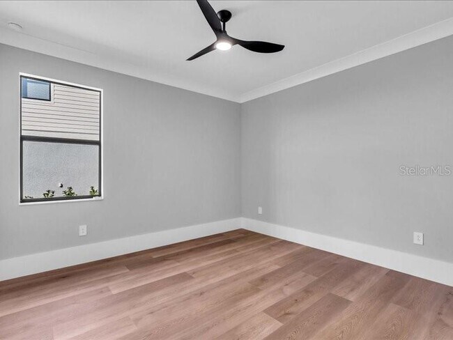 Building Photo - 15254 Sea Salt Wy