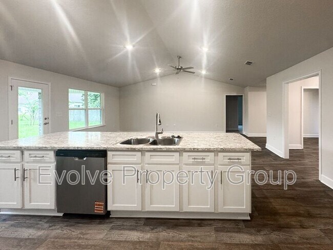 Building Photo - 31 Westridge Ln