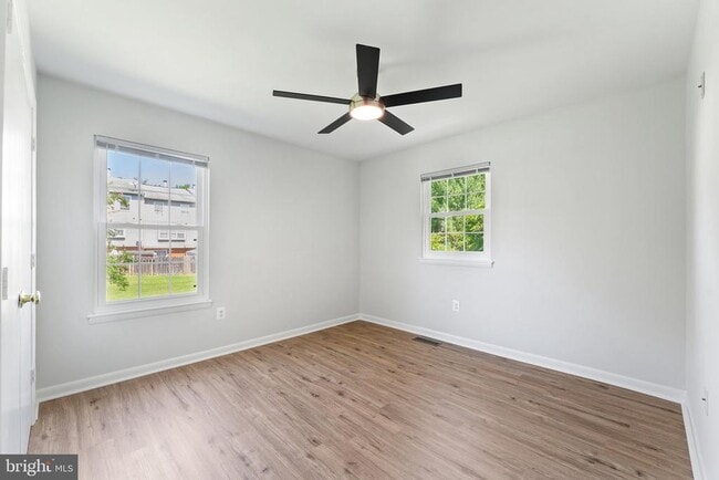 Building Photo - 15001 Cherrydale Dr