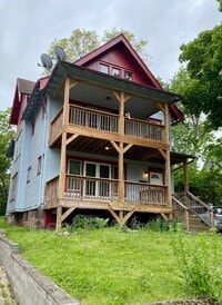 Building Photo - 400 Cloverdale Ave