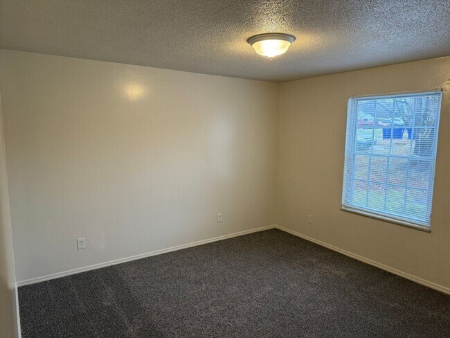 Building Photo - 4804 Cannon Ridge Dr