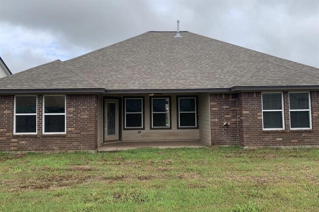 Building Photo - 107 Freedom
