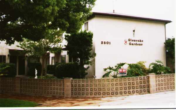 Primary Photo - Glenoaks Gardens