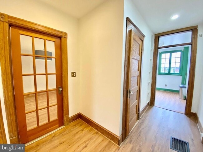 Building Photo - 140 Bryant St NW