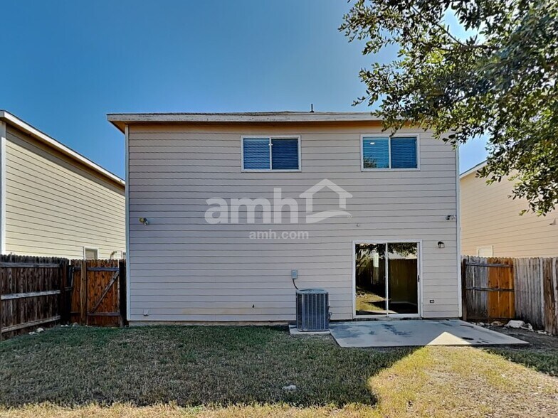 Building Photo - 9247 Pacific Maple