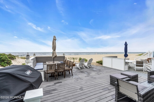 Building Photo - 55 Beach Front