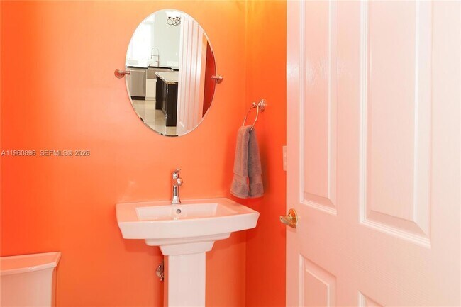 Building Photo - 3162 Inverness