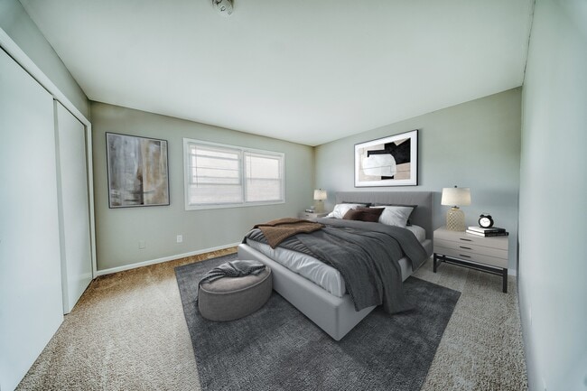 Building Photo - Roban Apartments