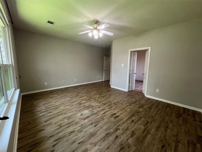 Building Photo - 11718 Short Trail Ln