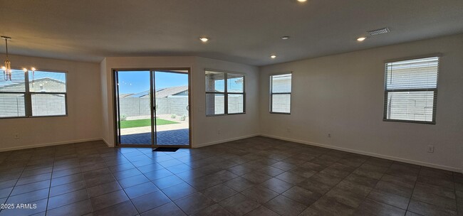 Building Photo - 5050 W Hunter Trl