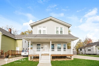 Building Photo - 957 Foster Ave