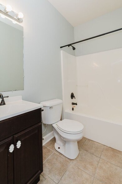 Building Photo - 38494 Ruby Dr