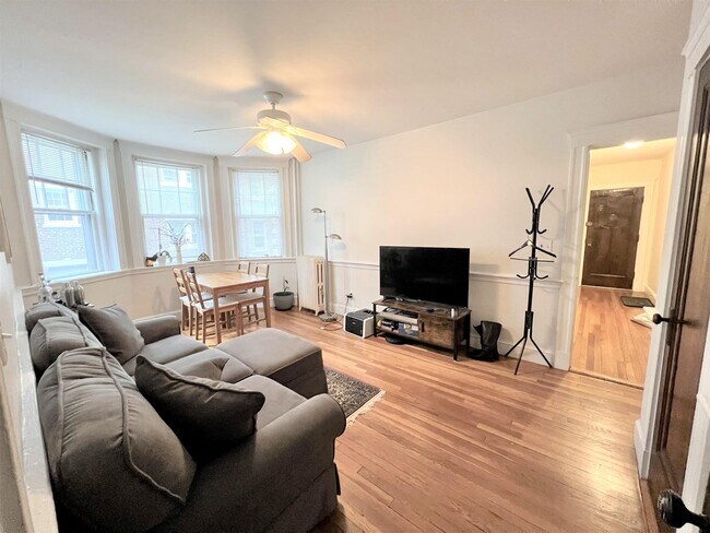 Building Photo - 15 Ellery St