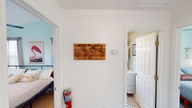 Building Photo - $3,800/mo - Furnished 2-Bed/1.5-Bath Townh...