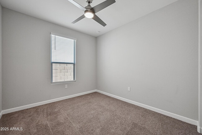 Building Photo - 1825 E Saguaro Park Ln