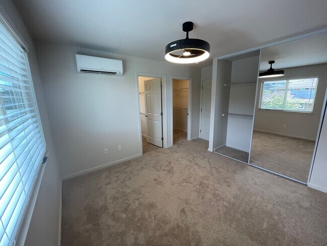 Building Photo - Kahoma Village 3 Bedroom Townhome